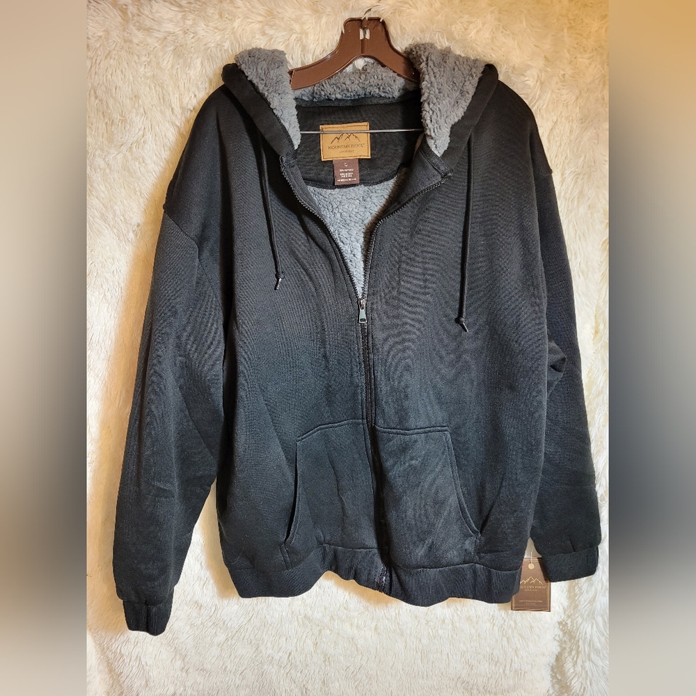 Mountain Ridge Hooded Sweatshirt - Large